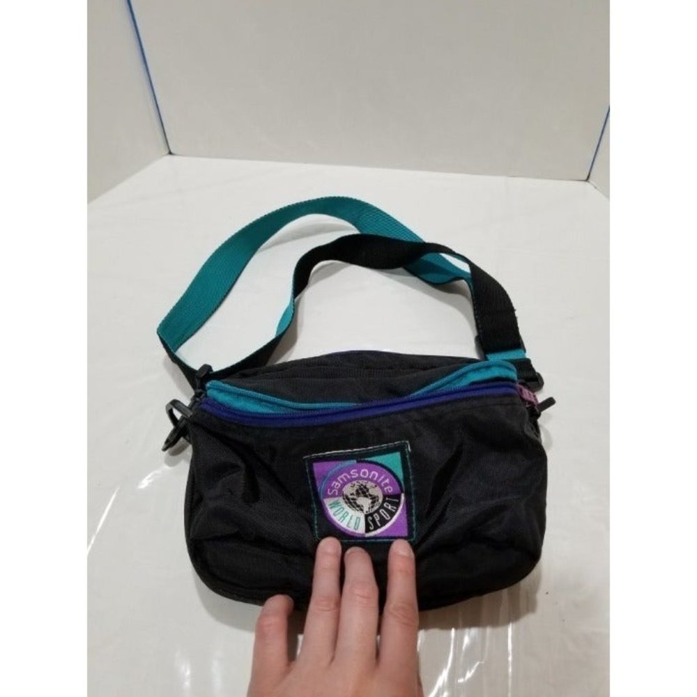 Vintage Samsonite World Sport Fanny Pack Vintage Samsonite World Sport Fanny Pac